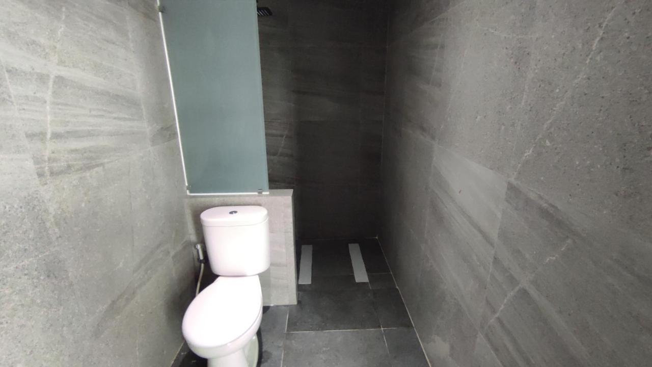 Americano Hotel Syariah Yogyakarta Exterior foto